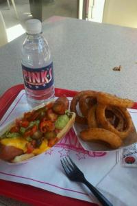 Pinks Hot Dog 